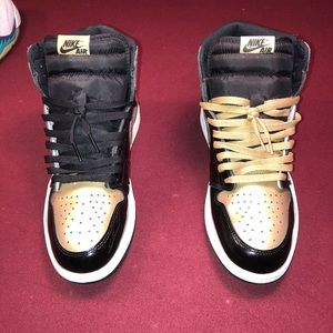 Jordan nike air jordan gold toe